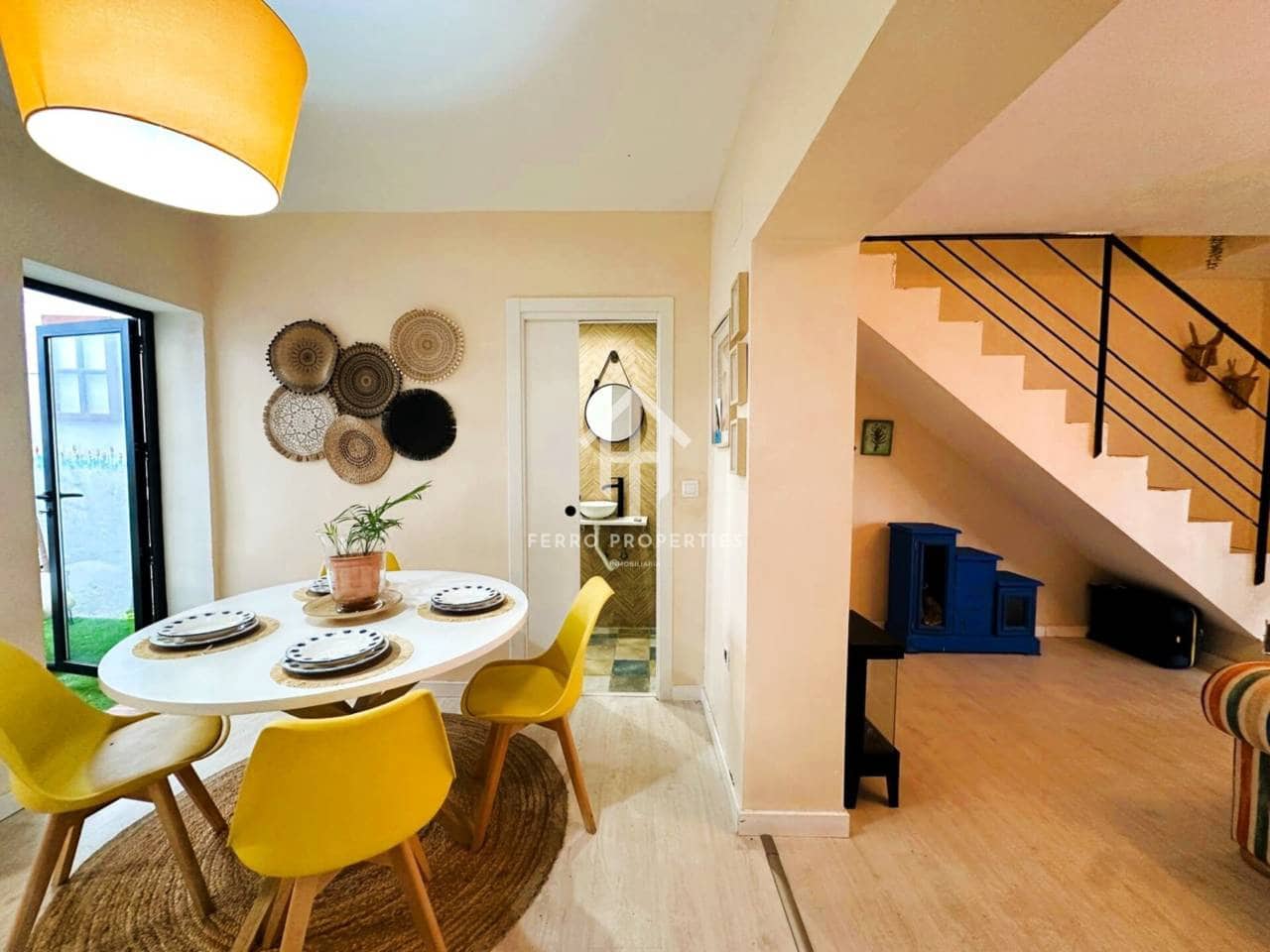 3 makuuhuone Omakotitalo myytävänä paikassa Benalmadena - 360 000 € (Ref: 9451799)