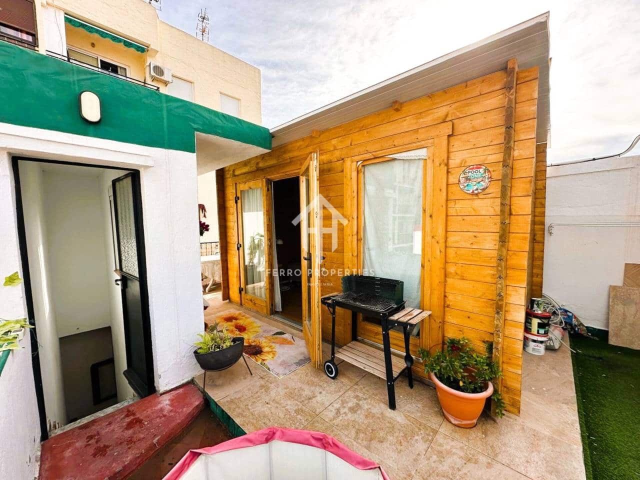 3 makuuhuone Omakotitalo myytävänä paikassa Benalmadena - 360 000 € (Ref: 9451799)