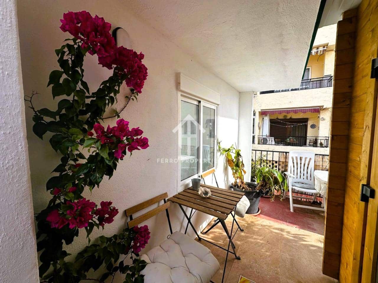 3 makuuhuone Omakotitalo myytävänä paikassa Benalmadena - 360 000 € (Ref: 9451799)