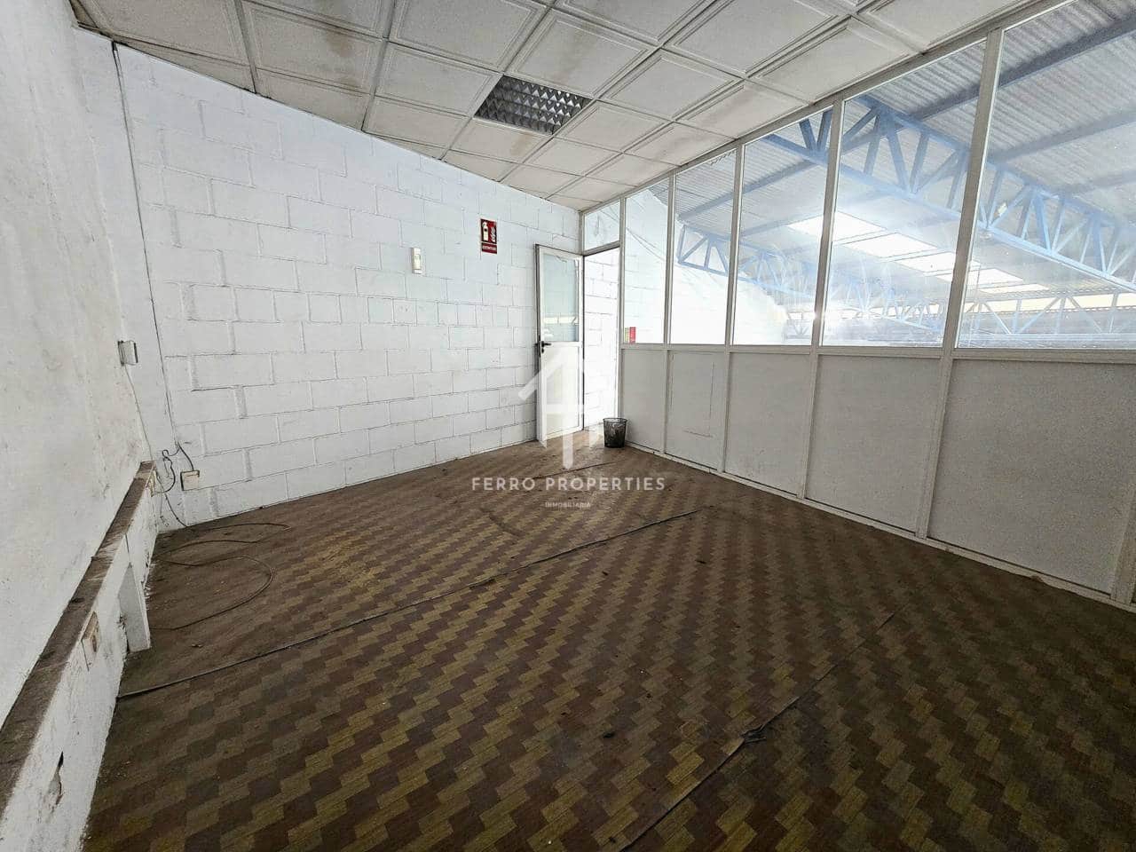 Entreprise à vendre à Loja - 179 900 € (Ref: 9465208)