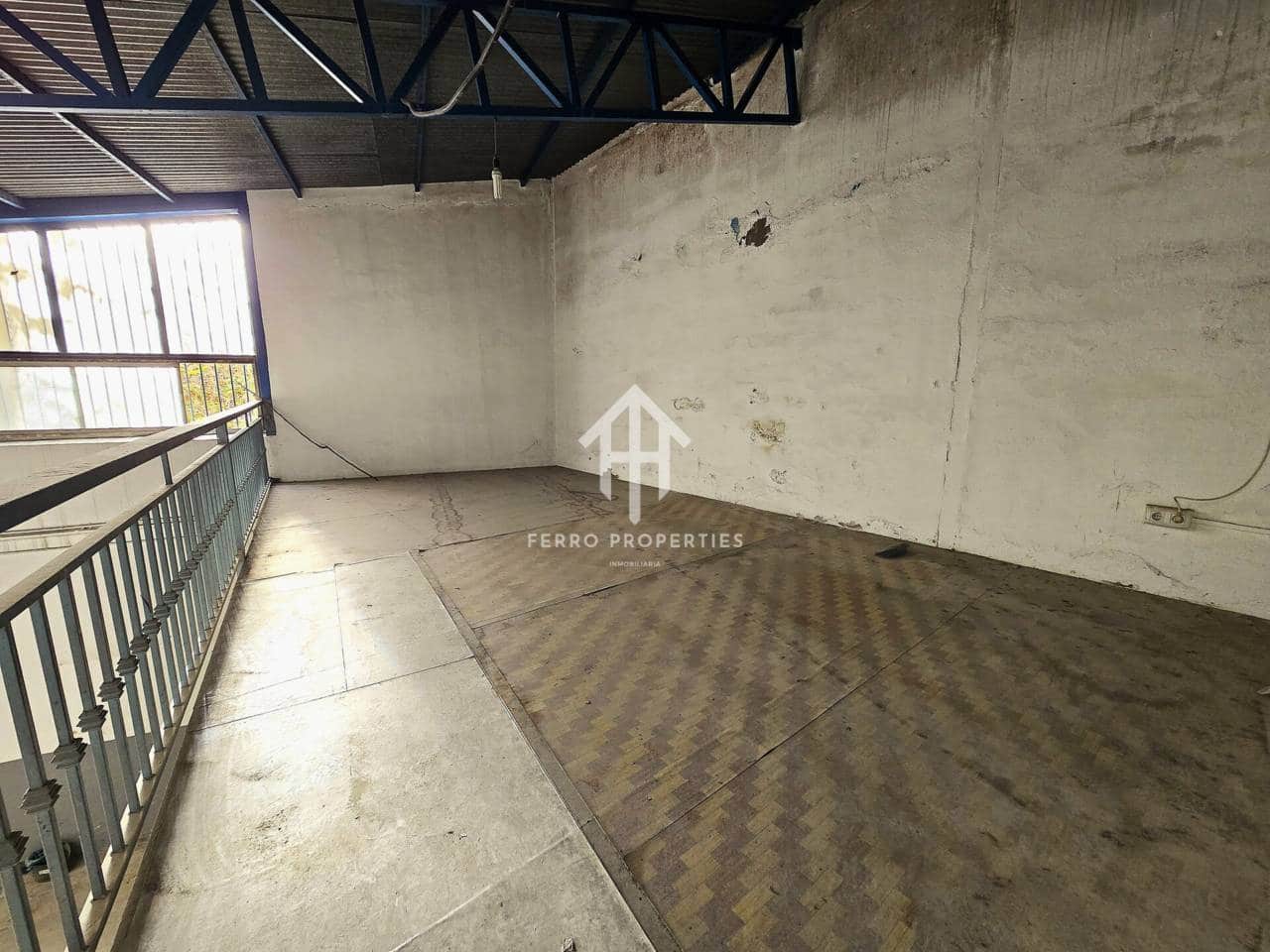 Entreprise à vendre à Loja - 179 900 € (Ref: 9465208)