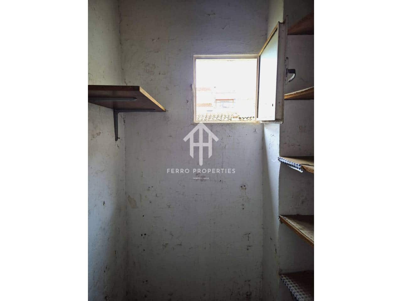 4 sovrum Hus till salu i Loja - 39 000 € (Ref: 9465209)