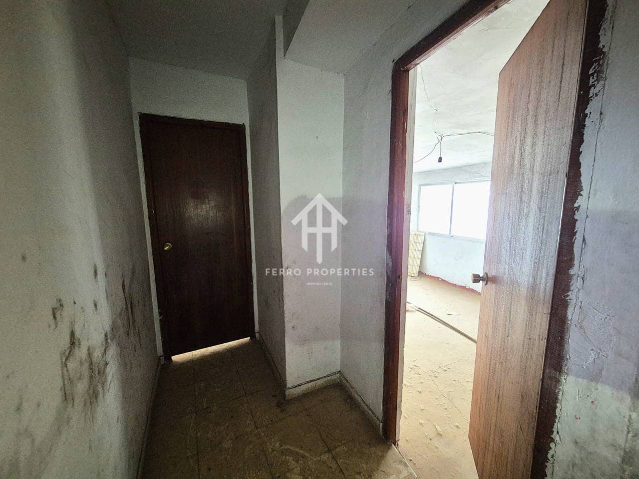 4 sovrum Hus till salu i Loja - 39 000 € (Ref: 9465209)