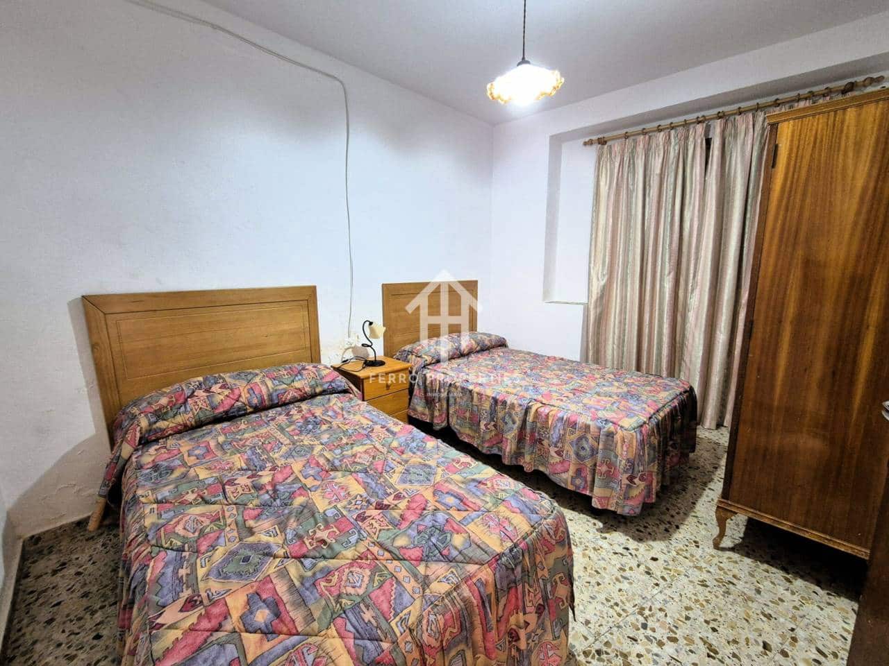 4 makuuhuone Asunto myytävänä paikassa Algarinejo - 31 900 € (Ref: 9468129)