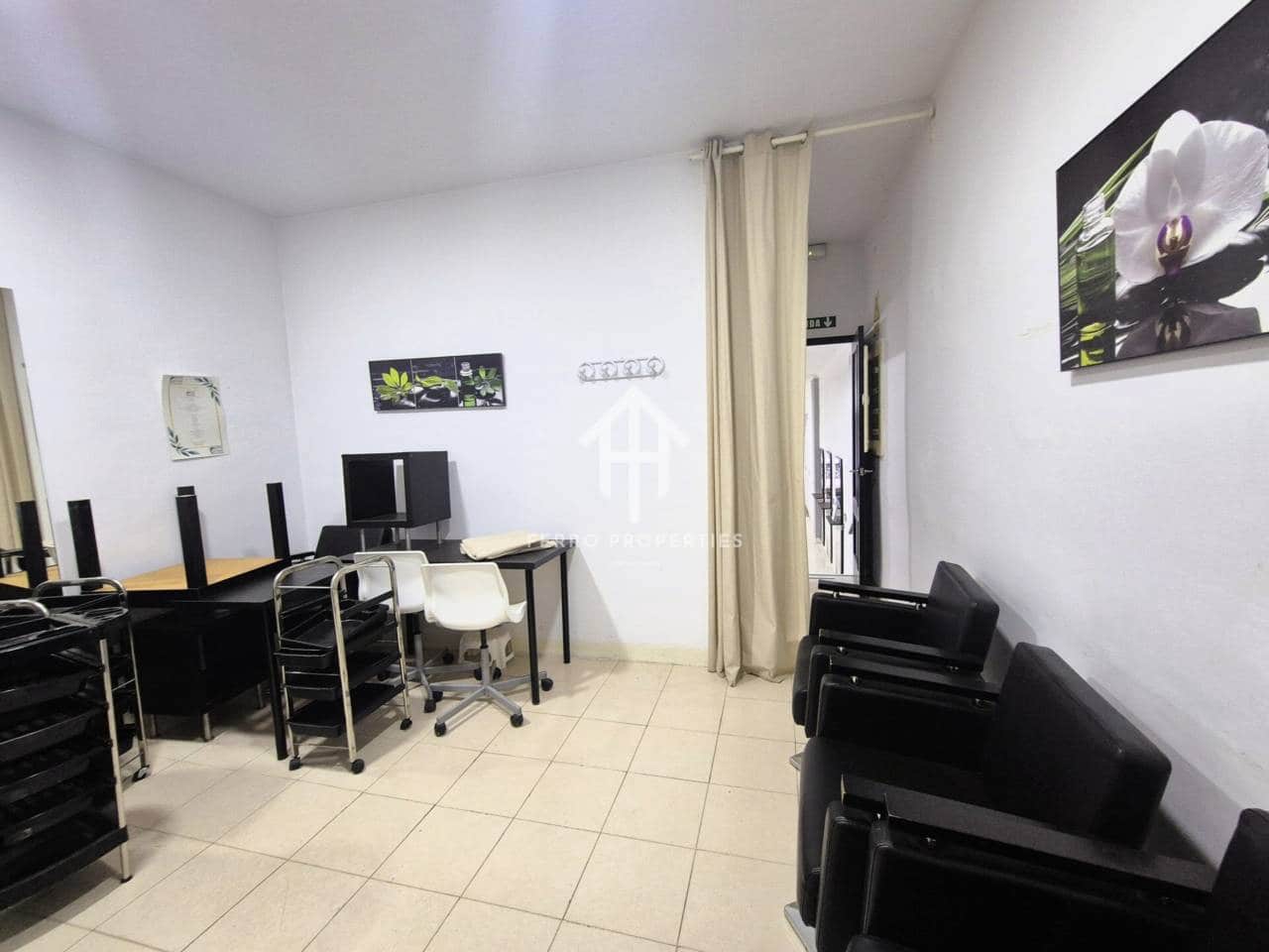 2 bedroom Commercial for rent in Loja - € 800 (Ref: 9470157)