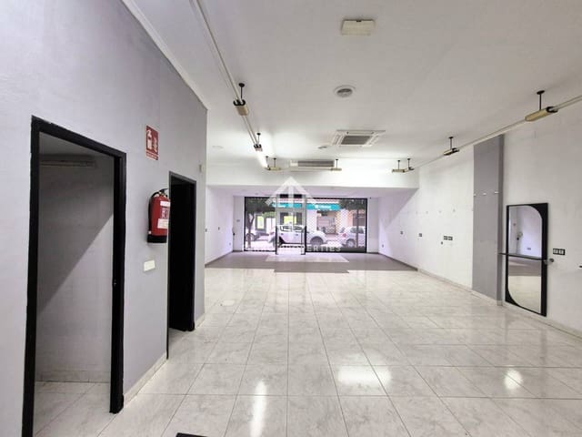 2 bedroom Commercial for rent in Loja - € 800 (Ref: 9470157)