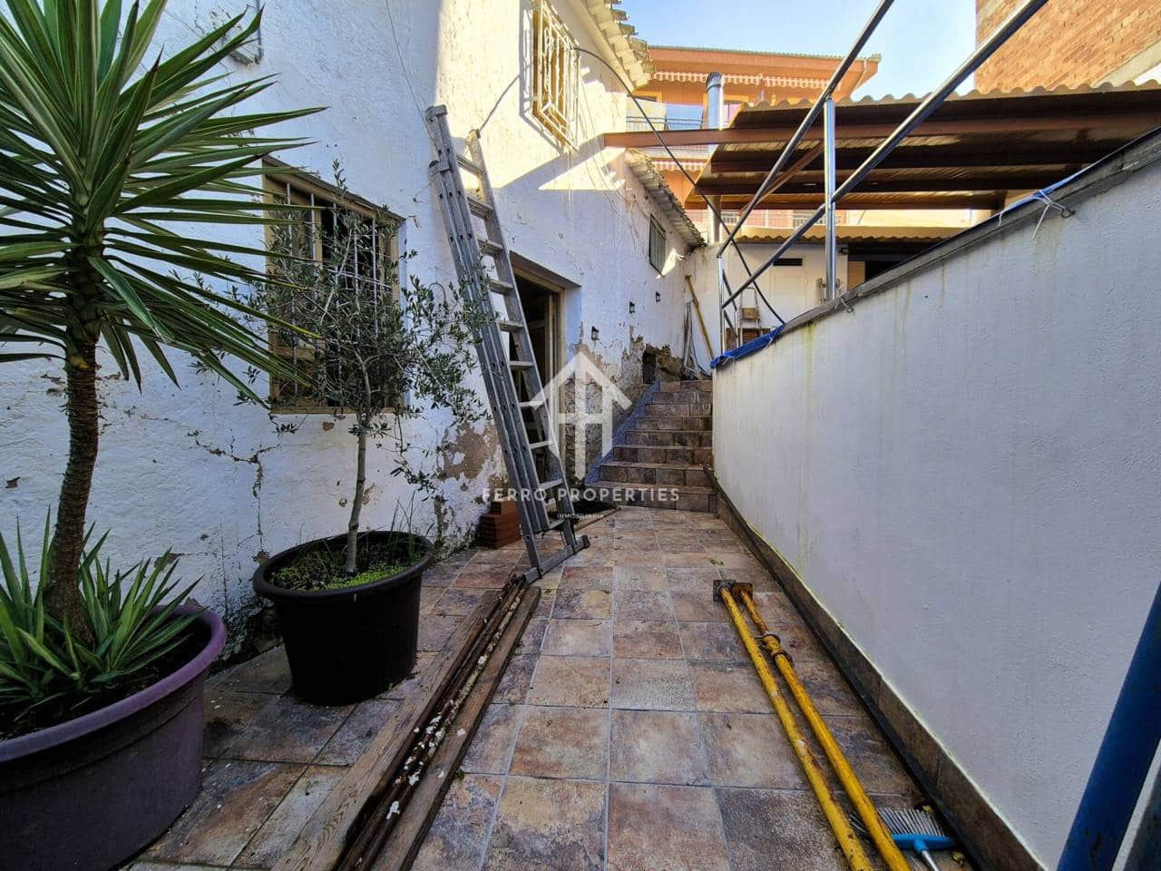 6 Zimmer Villa zu verkaufen in Algarinejo mit Pool - 140.000 € (Ref: 9470158)