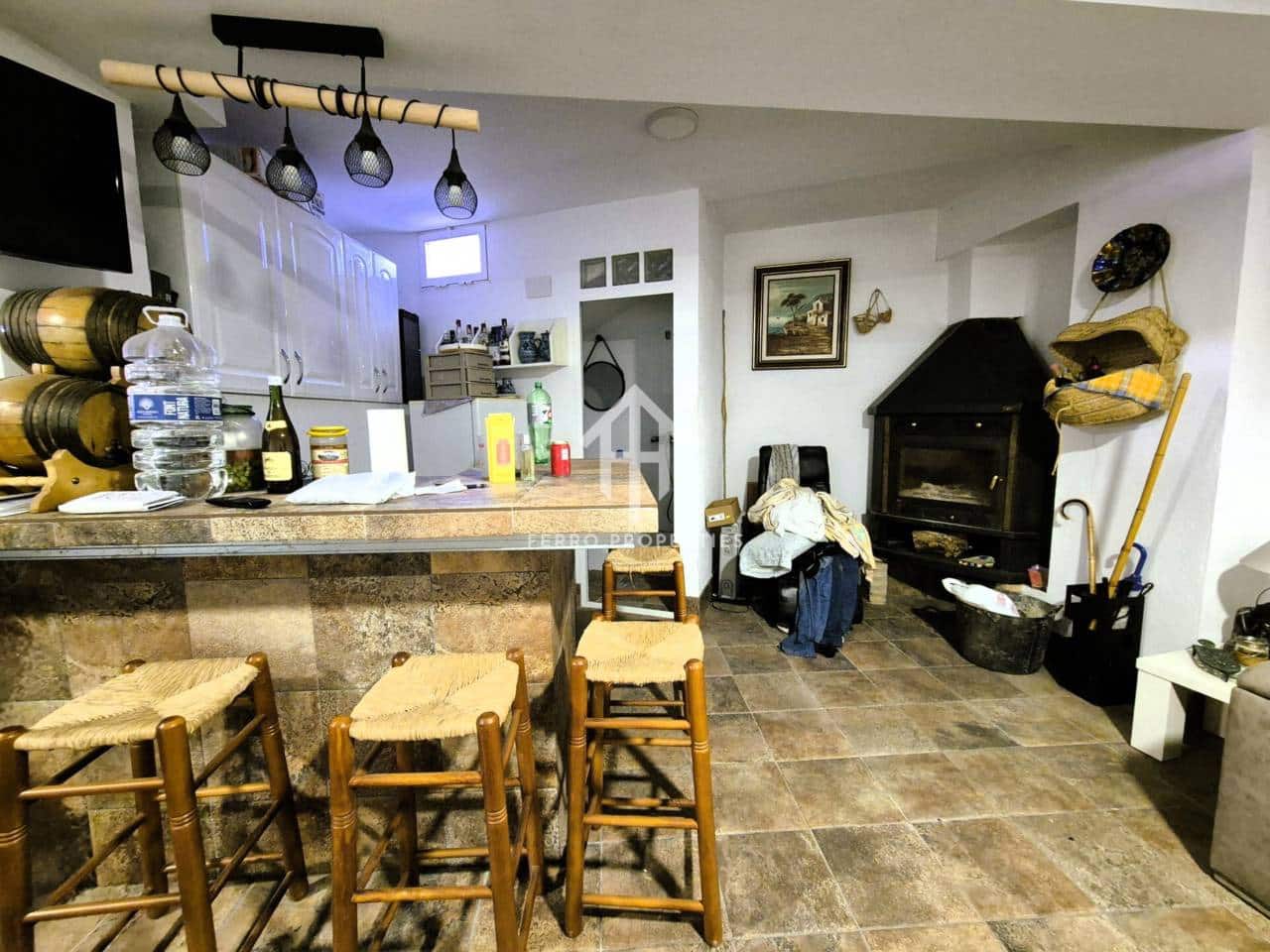 6 Zimmer Villa zu verkaufen in Algarinejo mit Pool - 140.000 € (Ref: 9470158)