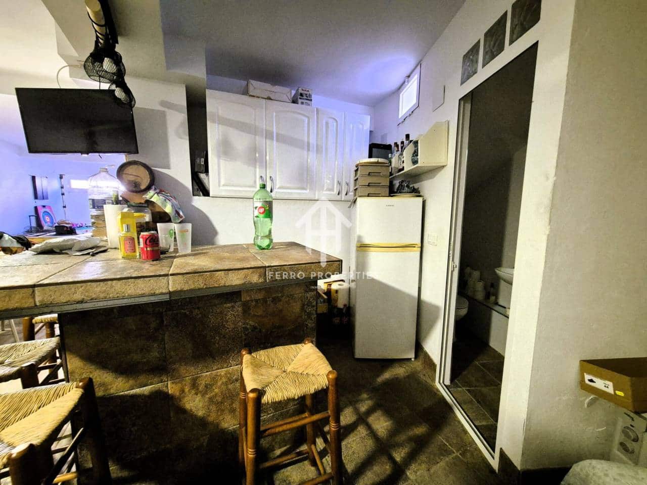 6 Zimmer Villa zu verkaufen in Algarinejo mit Pool - 140.000 € (Ref: 9470158)