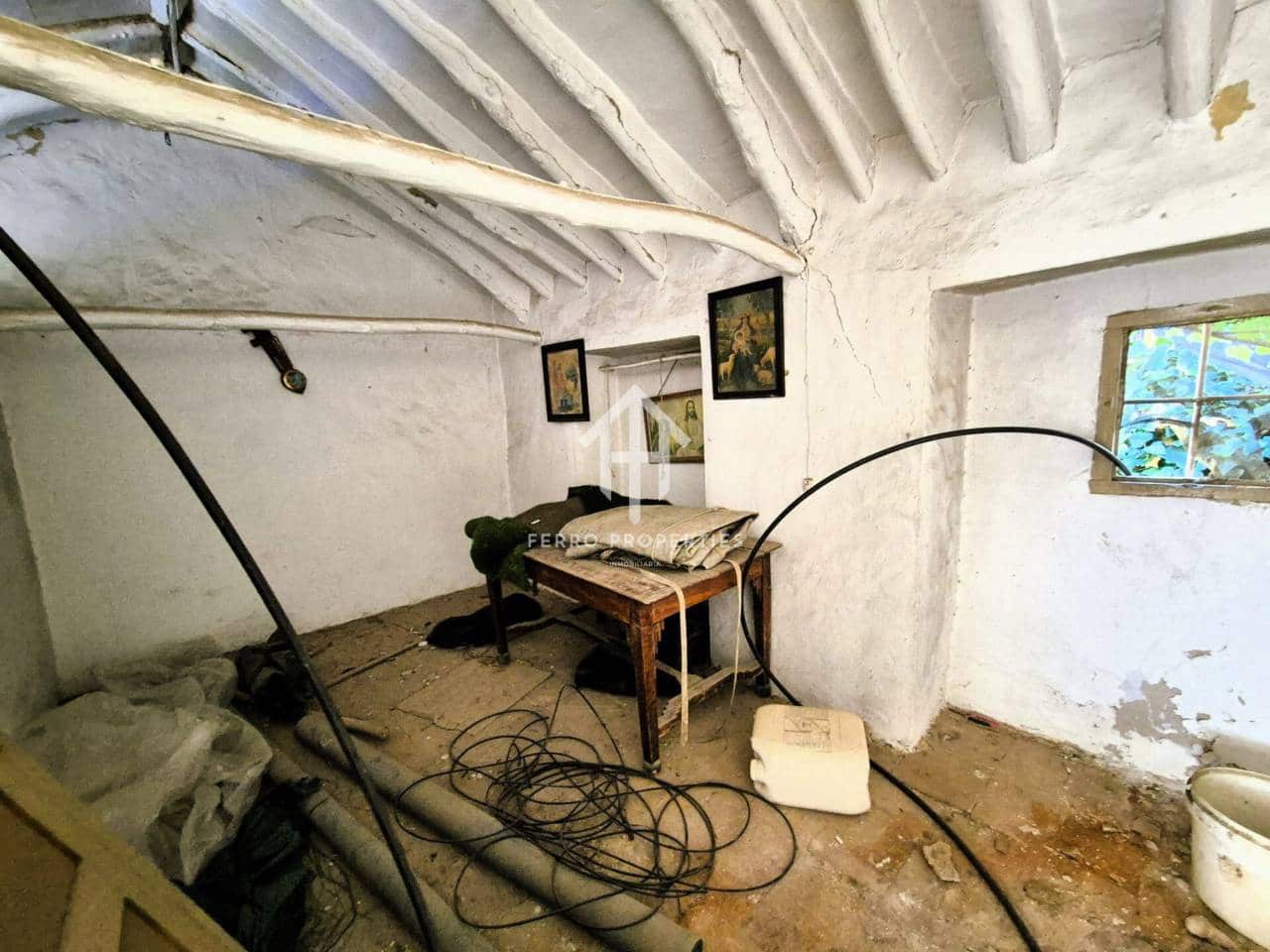 6 Zimmer Villa zu verkaufen in Algarinejo mit Pool - 140.000 € (Ref: 9470158)