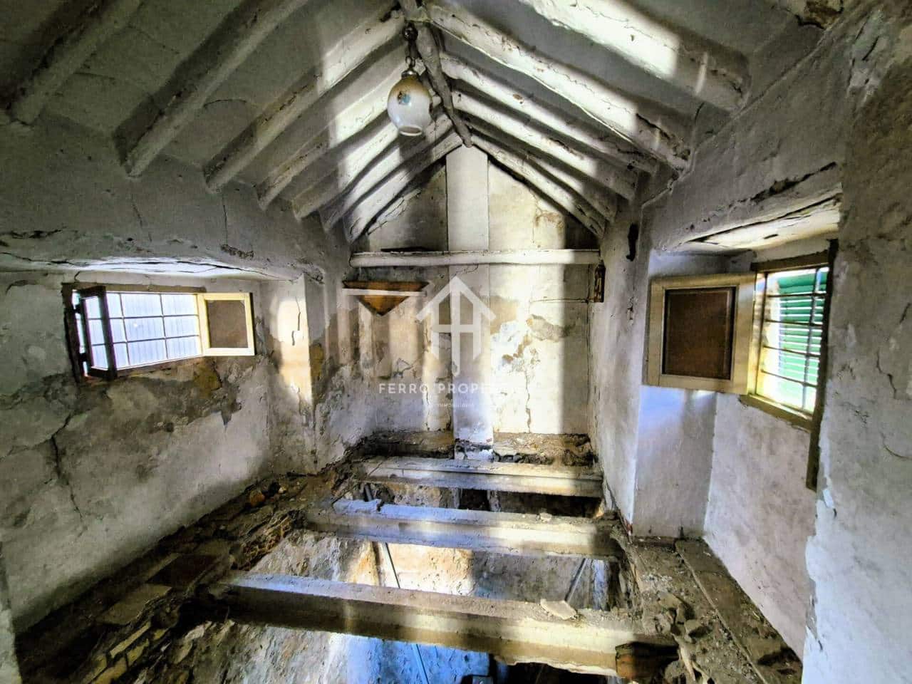 6 Zimmer Villa zu verkaufen in Algarinejo mit Pool - 140.000 € (Ref: 9470158)