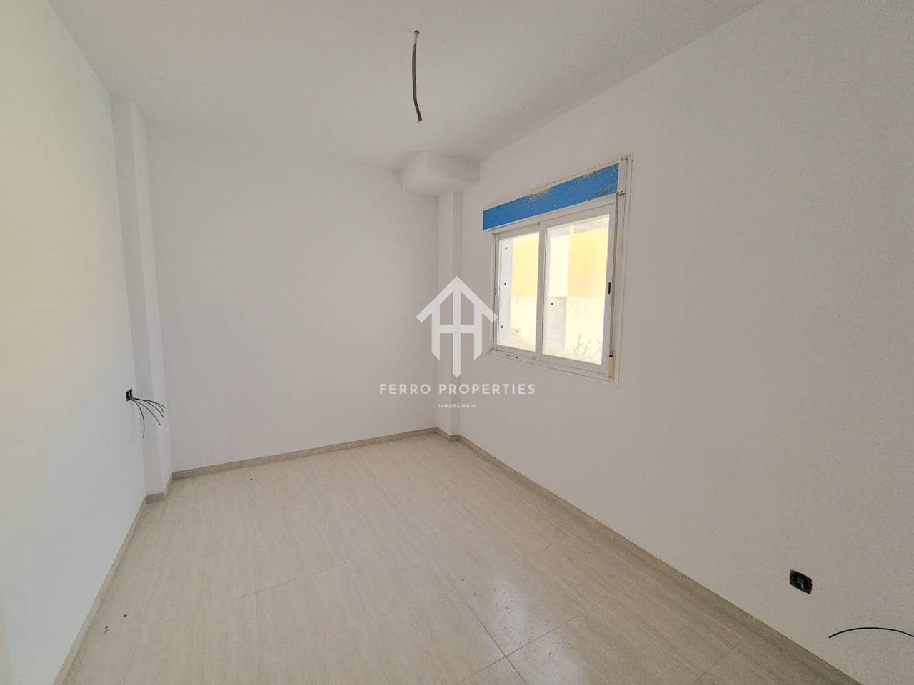 3 soverom Leilighet til salgs i Loja med garasje - € 79 900 (Ref: 9472231)