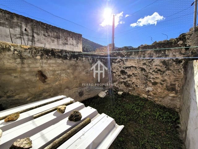 3 sovrum Hus till salu i Algarinejo - 39 900 € (Ref: 9472235)