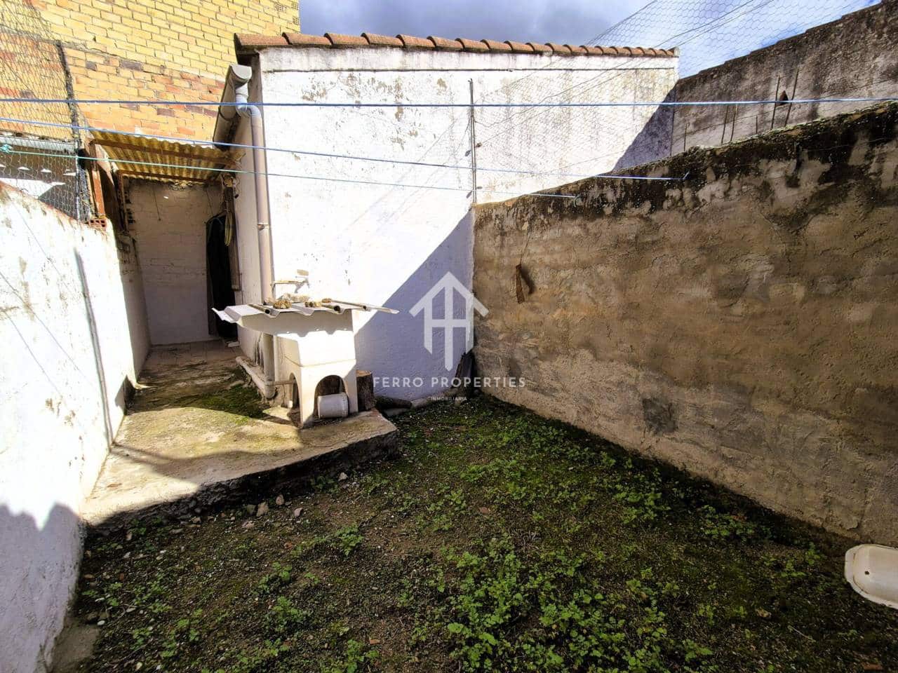 3 sovrum Hus till salu i Algarinejo - 39 900 € (Ref: 9472235)