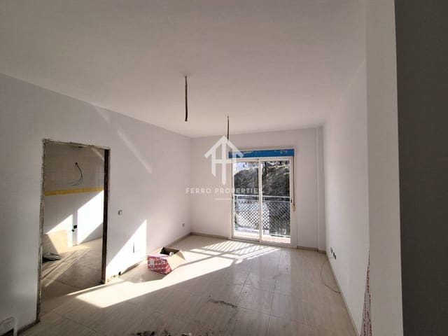 3 chambre Appartement à vendre à Loja avec garage - 92 900 € (Ref: 9473830)
