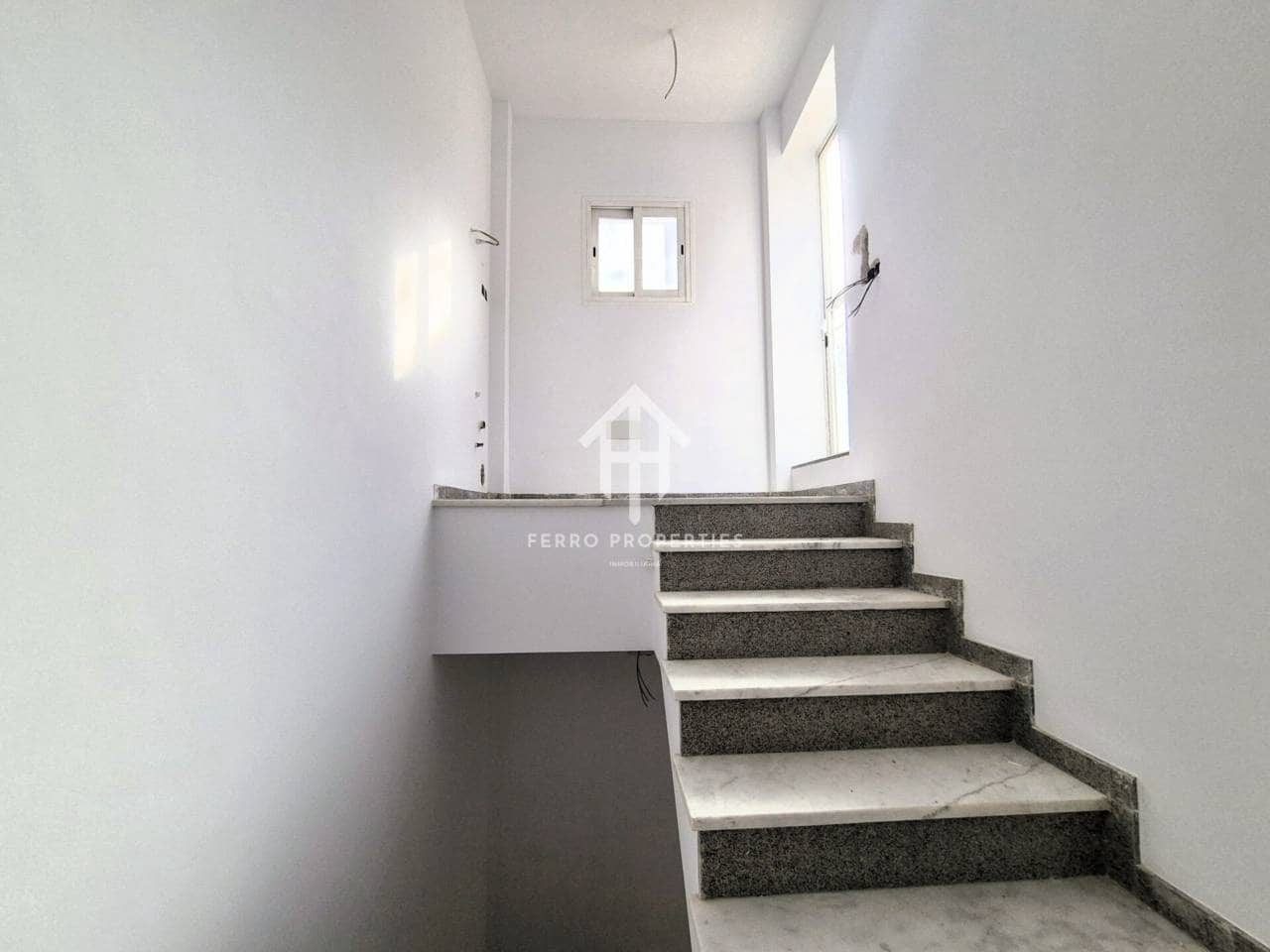 3 chambre Appartement à vendre à Loja avec garage - 92 900 € (Ref: 9473830)