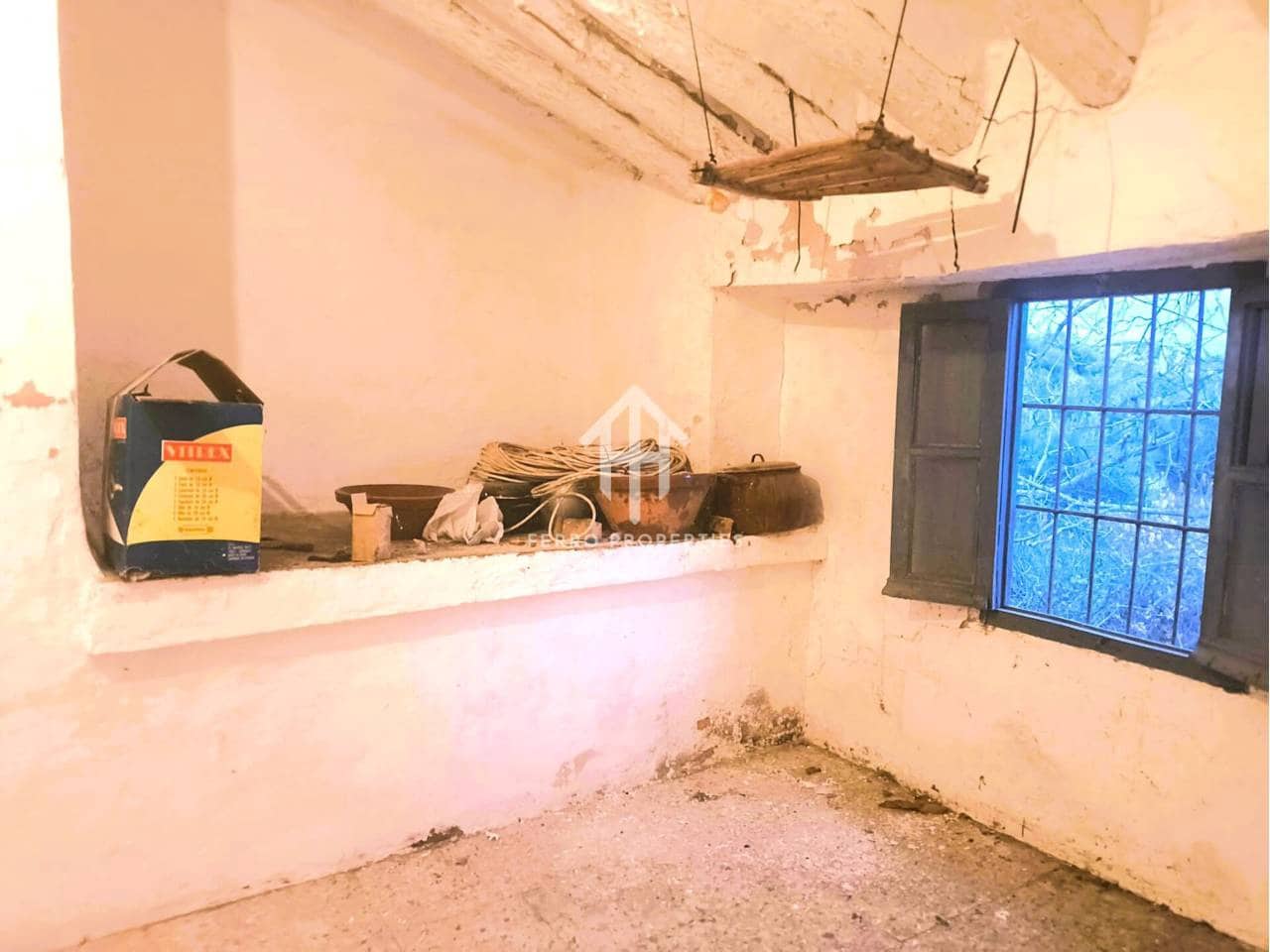 Finca/Country House for sale in Priego de Cordoba - € 115,000 (Ref: 9475821)