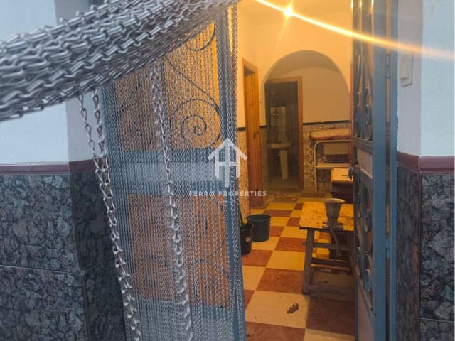 Finca/Landehus til salg i Priego de Córdoba - € 115.000 (Ref: 9475821)