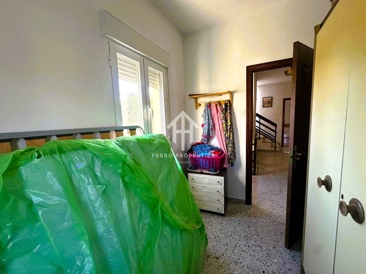 4 bedroom Villa for sale in Loja with pool - € 349,000 (Ref: 9481694)