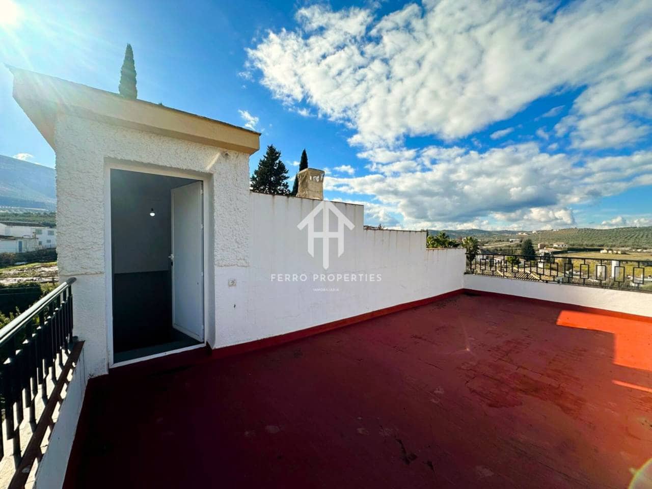 4 bedroom Villa for sale in Loja with pool - € 349,000 (Ref: 9481694)