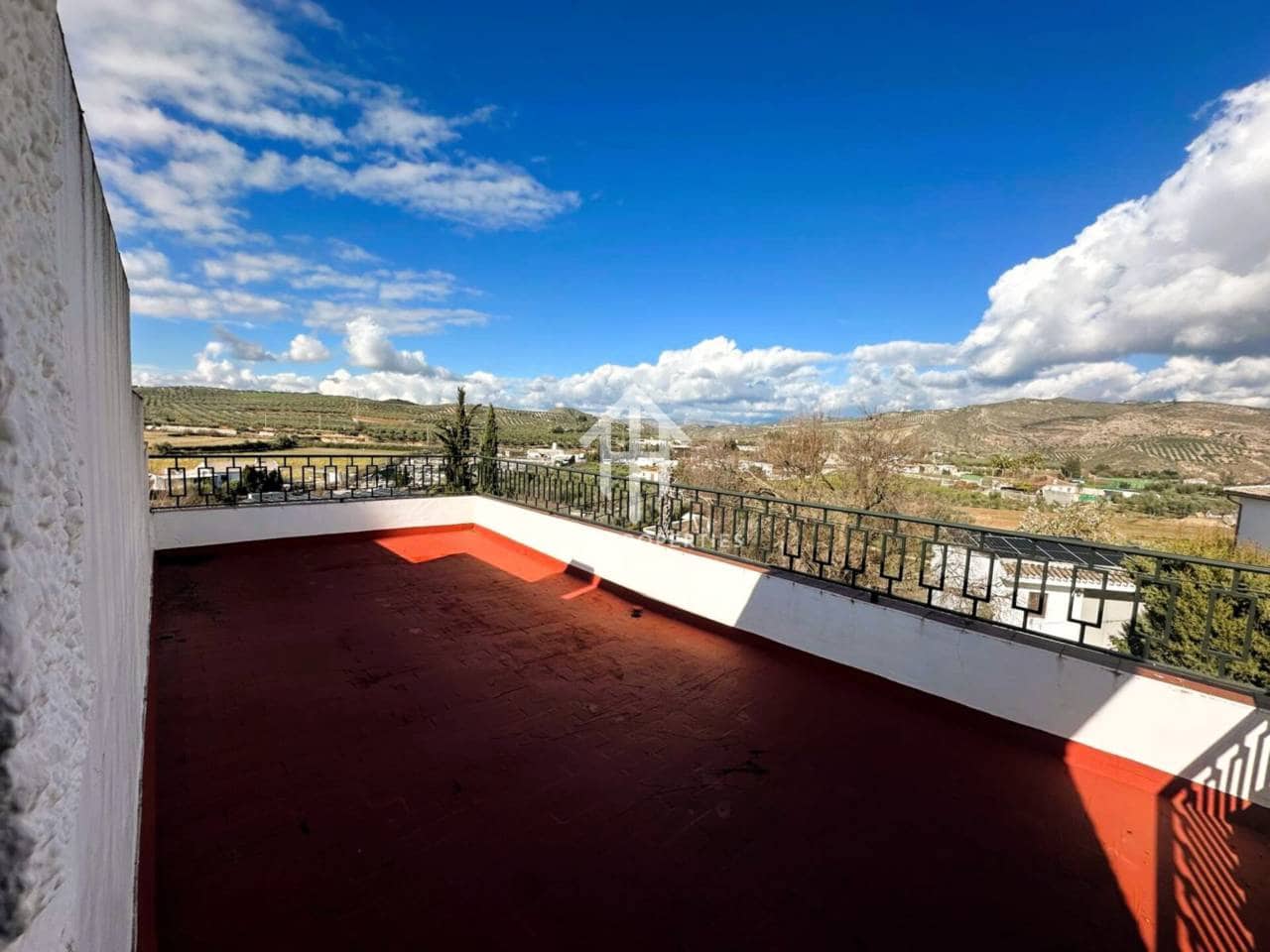 4 bedroom Villa for sale in Loja with pool - € 349,000 (Ref: 9481694)