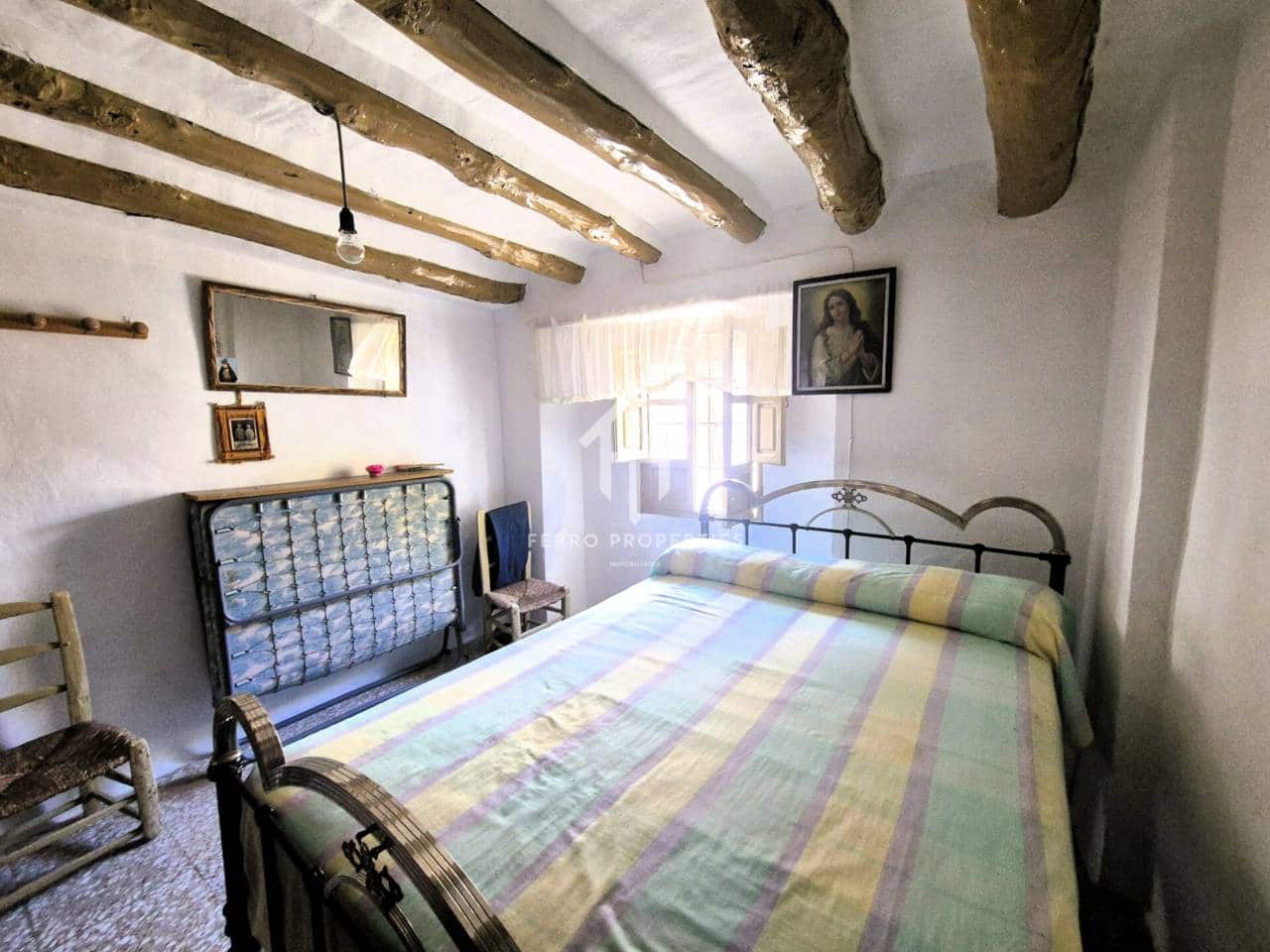 Finca/Casa Rural de 5 habitaciones en Loja en venta - 79.900 € (Ref: 9488058)