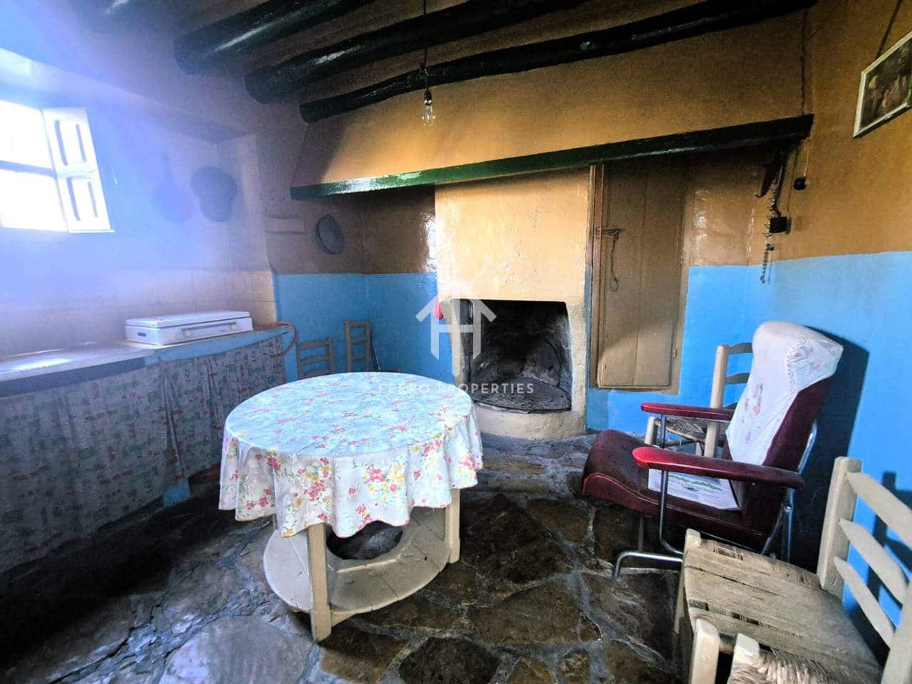 Finca/Casa Rural de 5 habitaciones en Loja en venta - 79.900 € (Ref: 9488058)