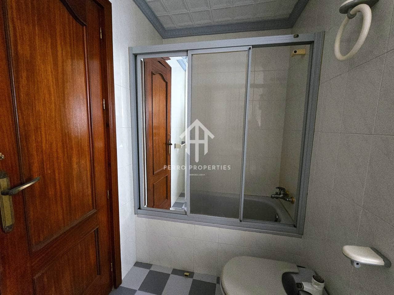 3 bedroom Flat for sale in Loja - € 63,900 (Ref: 9500974)