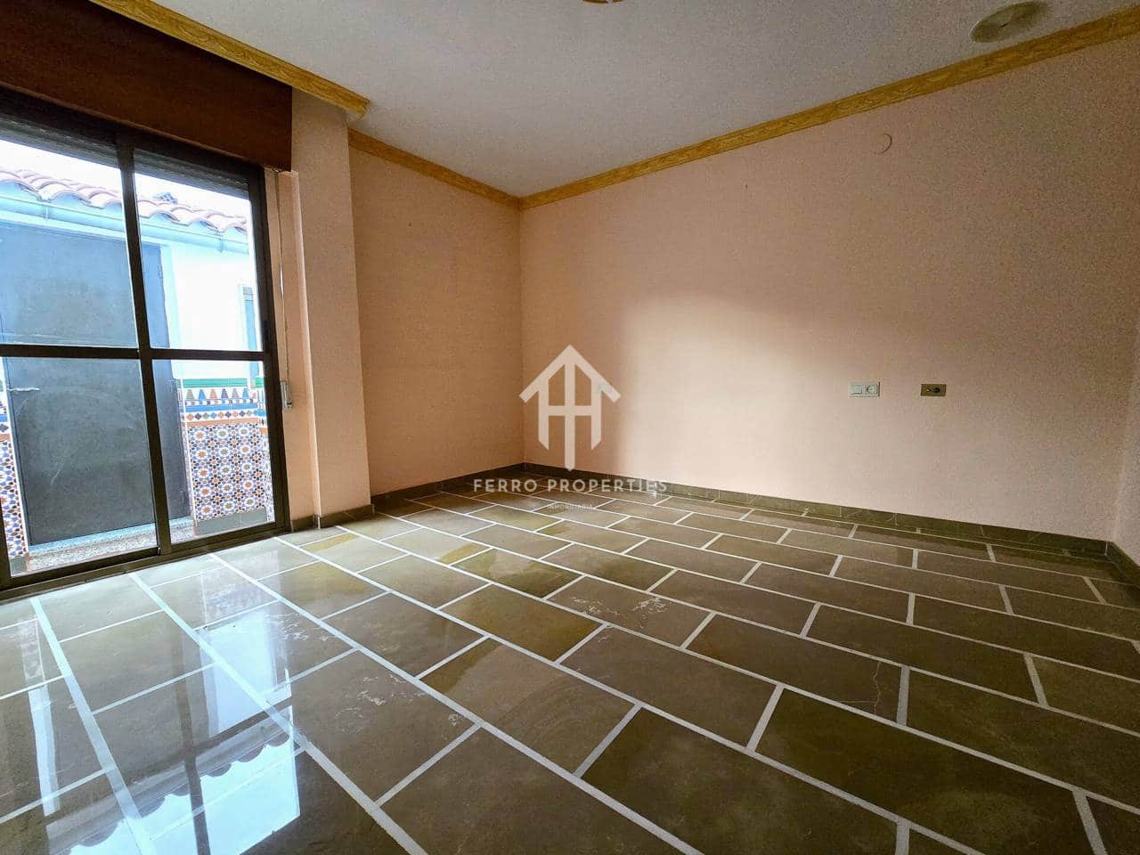 3 bedroom Flat for sale in Loja - € 63,900 (Ref: 9500974)