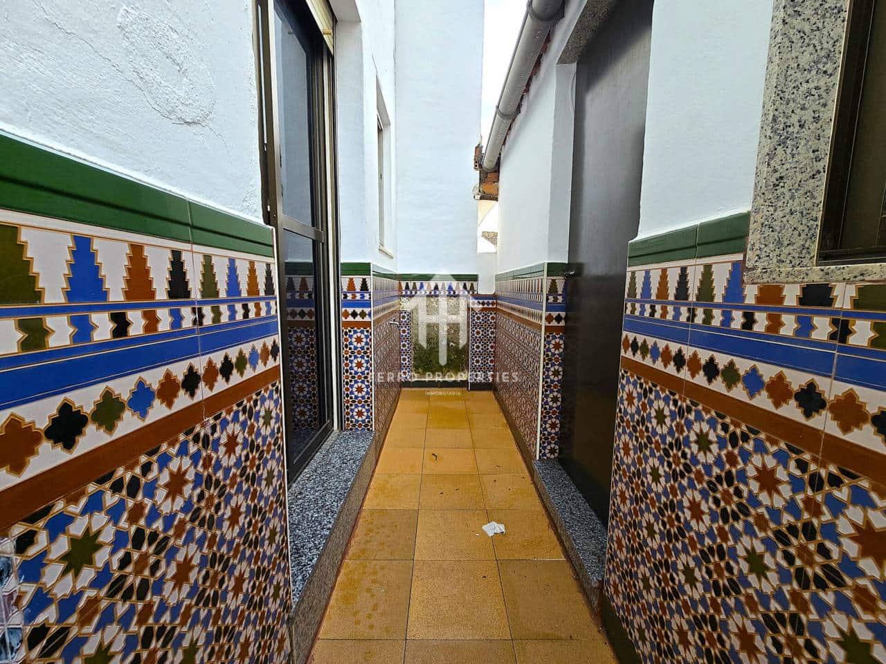 3 bedroom Flat for sale in Loja - € 63,900 (Ref: 9500974)