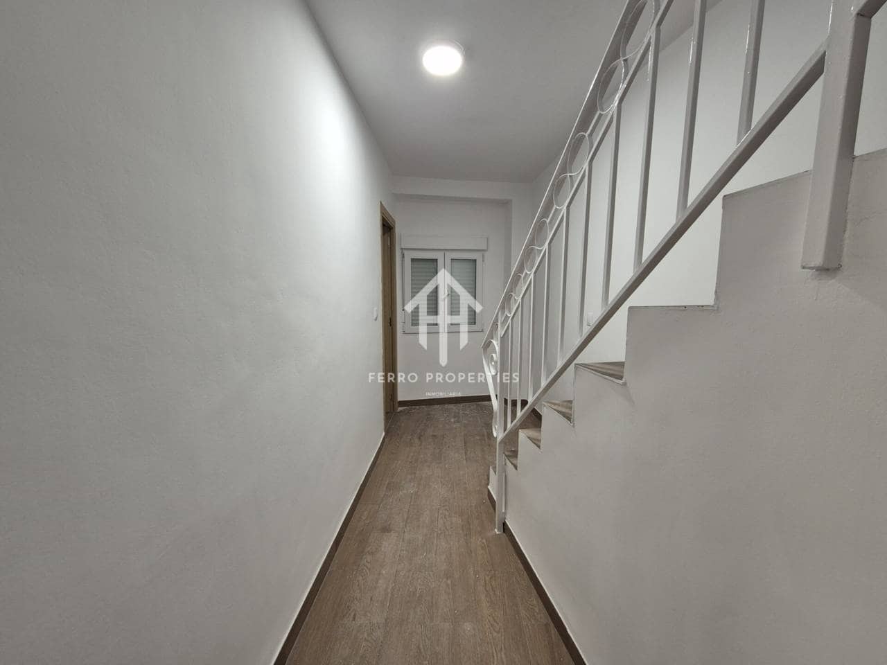 2 bedroom Townhouse for rent in Loja - € 600 (Ref: 9501854)