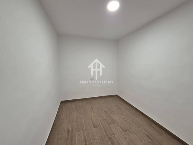 2 bedroom Townhouse for rent in Loja - € 600 (Ref: 9501854)