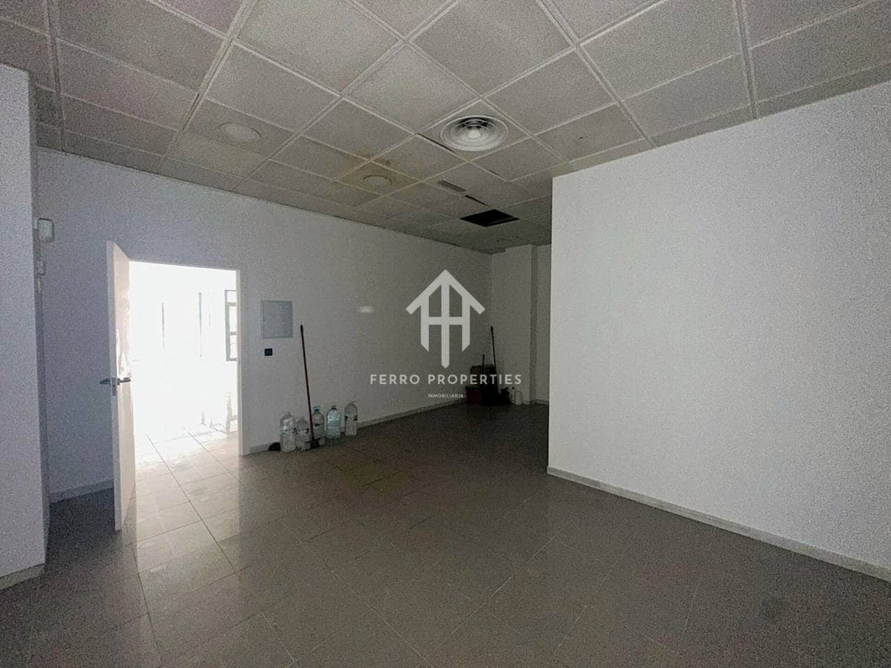 Gewerbe zu vermieten in Loja - 900 € (Ref: 9535409)