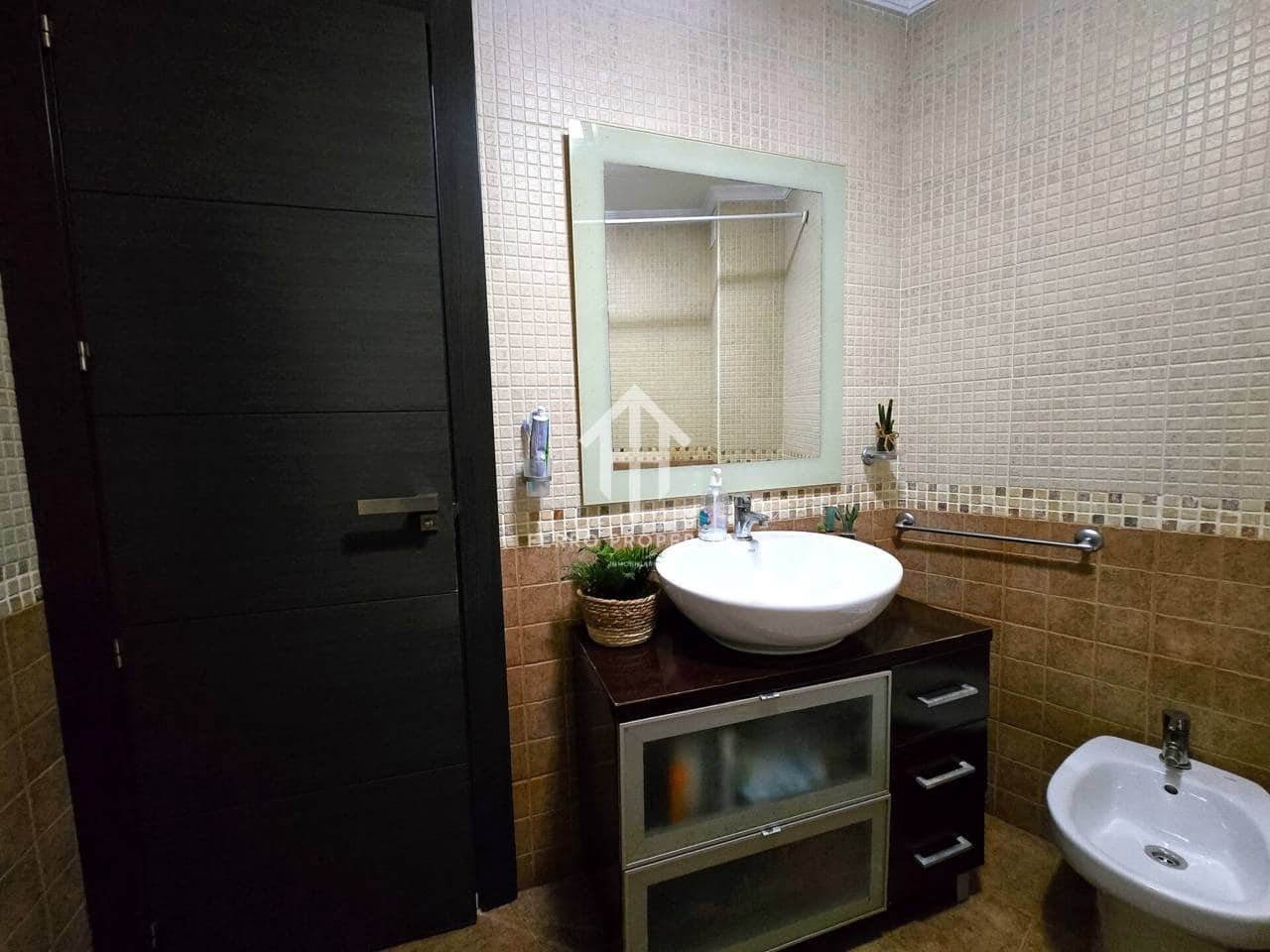 3 Zimmer Wohnung zu verkaufen in Loja - 112.000 € (Ref: 9542883)