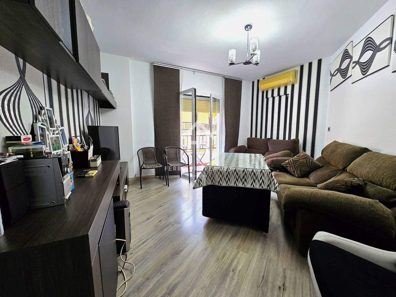 3 Zimmer Wohnung zu verkaufen in Loja - 112.000 € (Ref: 9542883)