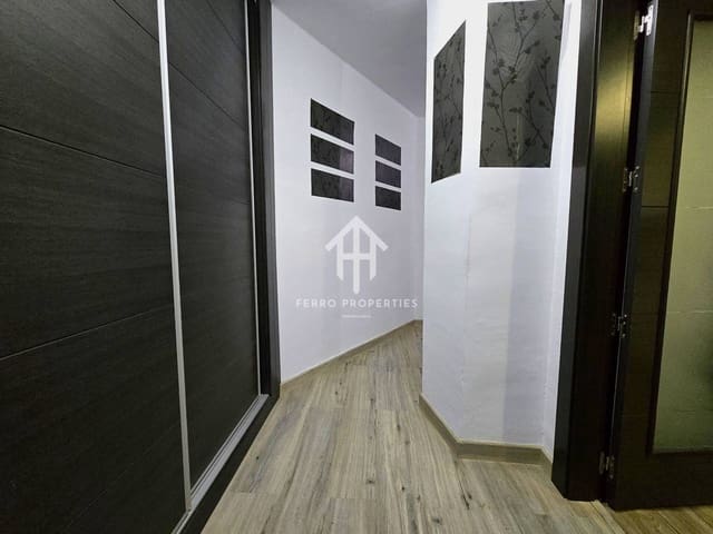 3 Zimmer Wohnung zu verkaufen in Loja - 112.000 € (Ref: 9542883)