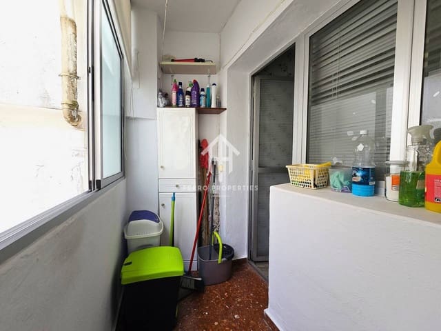 3 Zimmer Wohnung zu verkaufen in Loja - 112.000 € (Ref: 9542883)