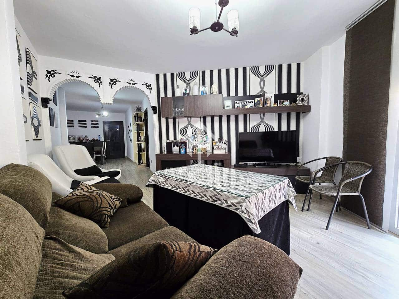 3 Zimmer Wohnung zu verkaufen in Loja - 112.000 € (Ref: 9542883)