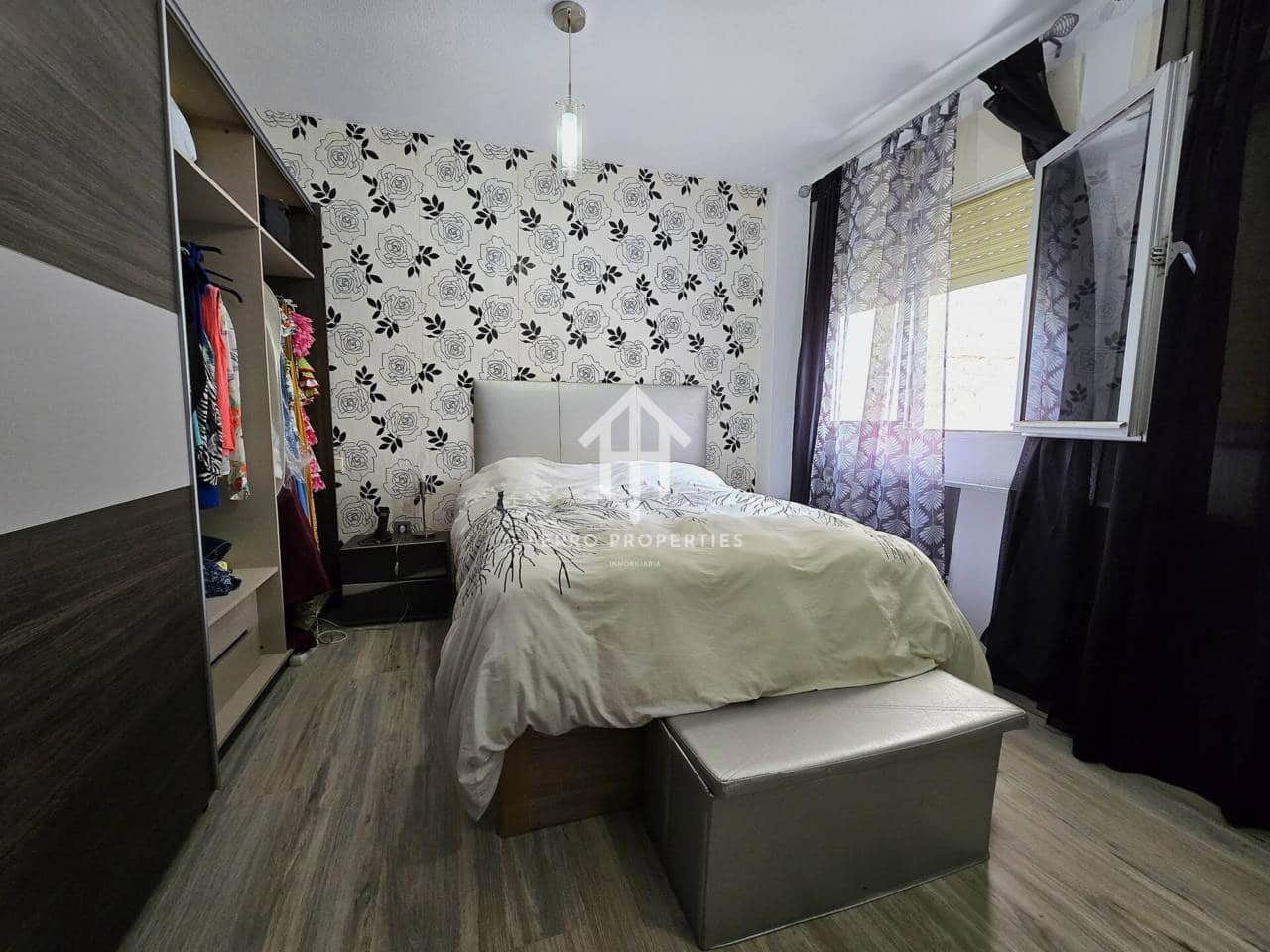 3 Zimmer Wohnung zu verkaufen in Loja - 112.000 € (Ref: 9542883)