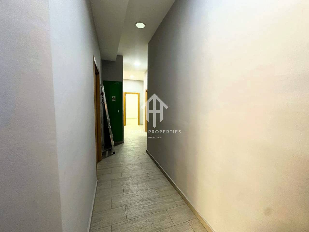 6 sovrum Kommersiell att hyra i Loja - 850 € (Ref: 9542884)