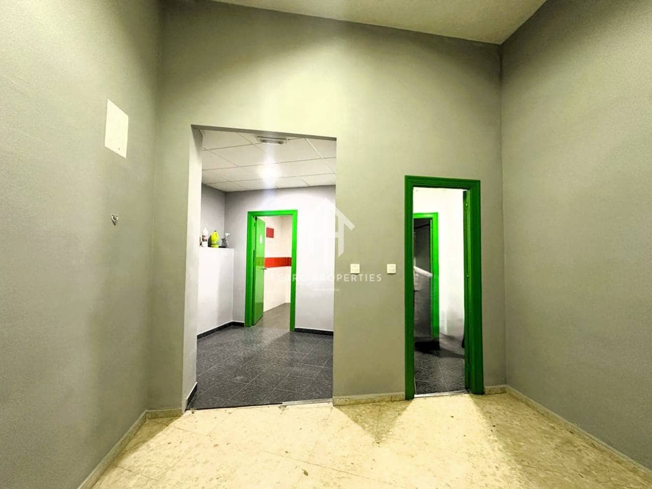 6 sovrum Kommersiell att hyra i Loja - 850 € (Ref: 9542884)