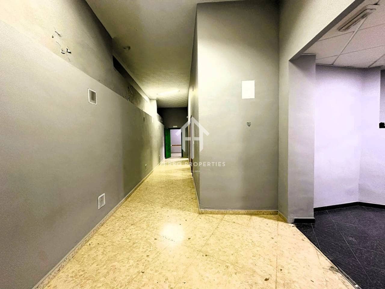 6 sovrum Kommersiell att hyra i Loja - 850 € (Ref: 9542884)