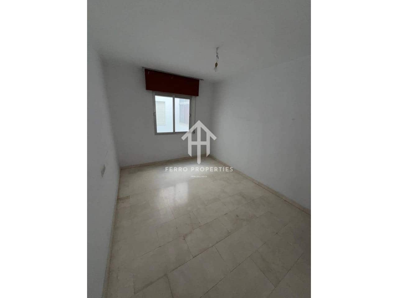 Piso de 3 habitaciones en Loja en venta - 77.500 € (Ref: 9567923)
