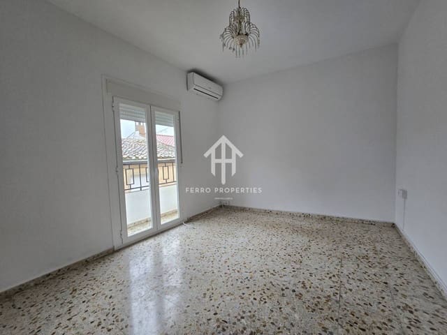 3 makuuhuone Omakotitalo vuokrattavana paikassa Loja - 600 € (Ref: 9570403)