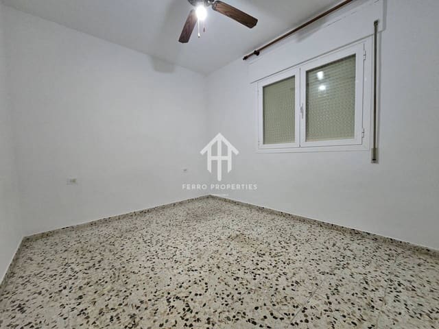 3 makuuhuone Omakotitalo vuokrattavana paikassa Loja - 600 € (Ref: 9570403)