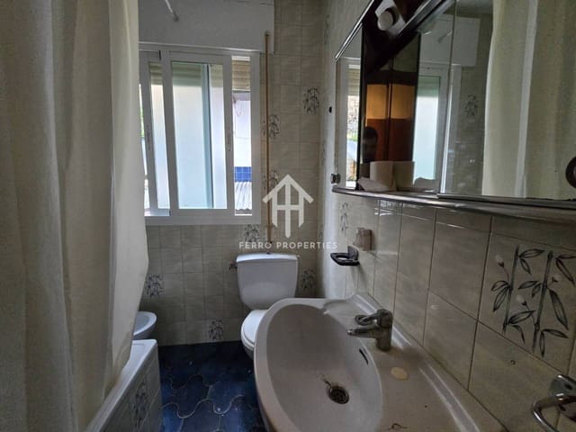 3 makuuhuone Omakotitalo vuokrattavana paikassa Loja - 600 € (Ref: 9570403)