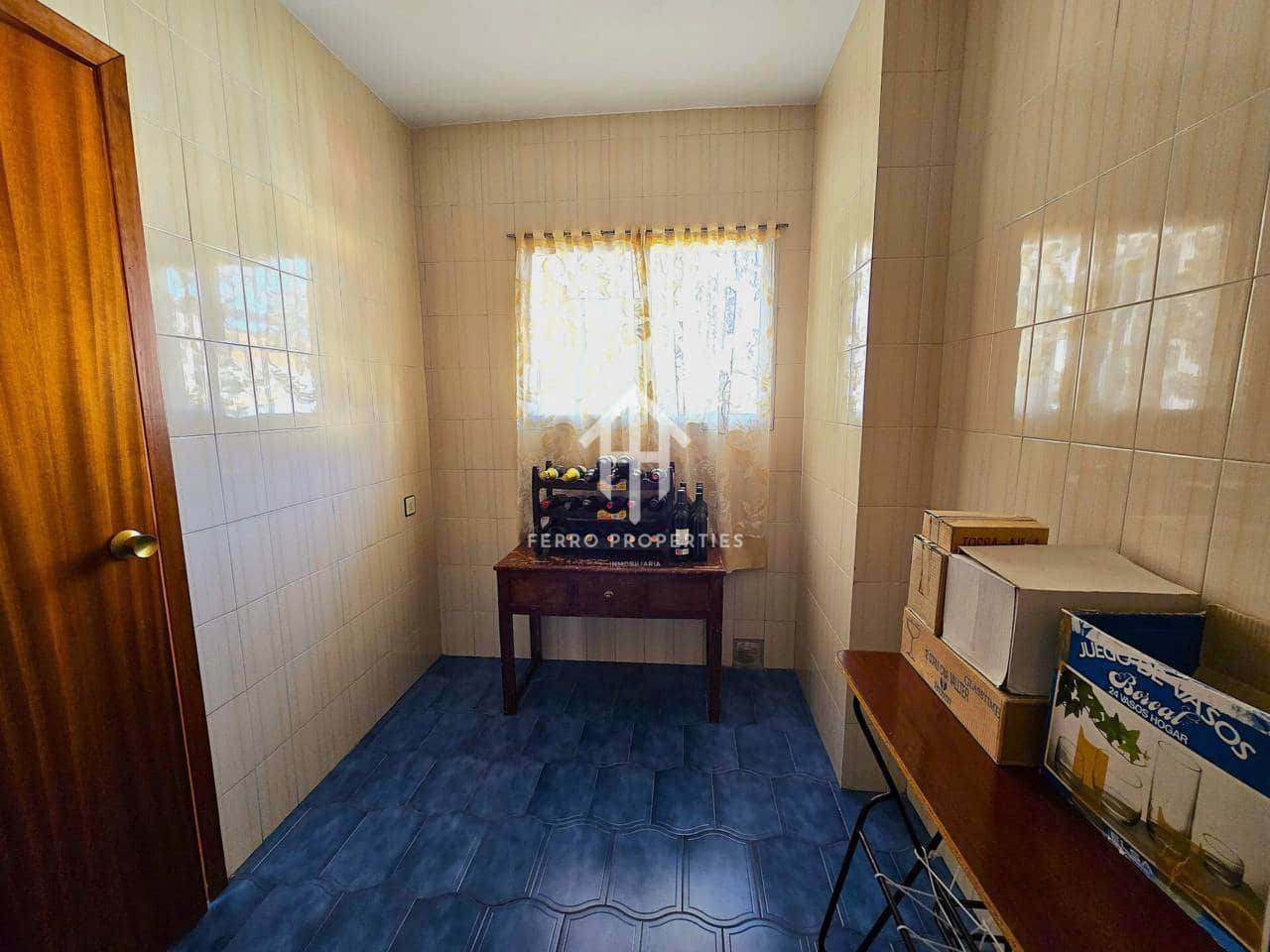 4 bedroom Flat for sale in Loja - € 63,000 (Ref: 9585274)