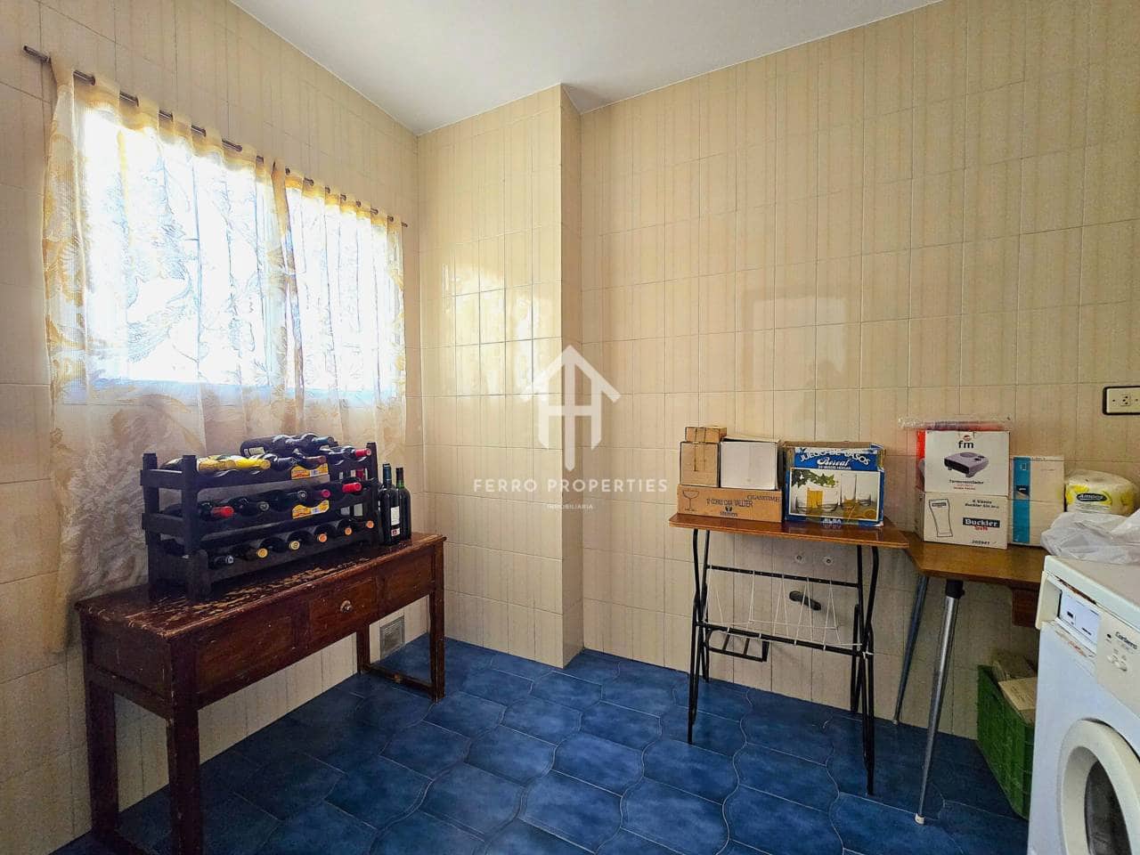 4 bedroom Flat for sale in Loja - € 63,000 (Ref: 9585274)