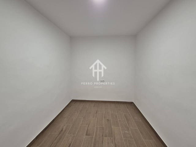 2 Zimmer Haus zu verkaufen in Loja - 75.000 € (Ref: 9598530)