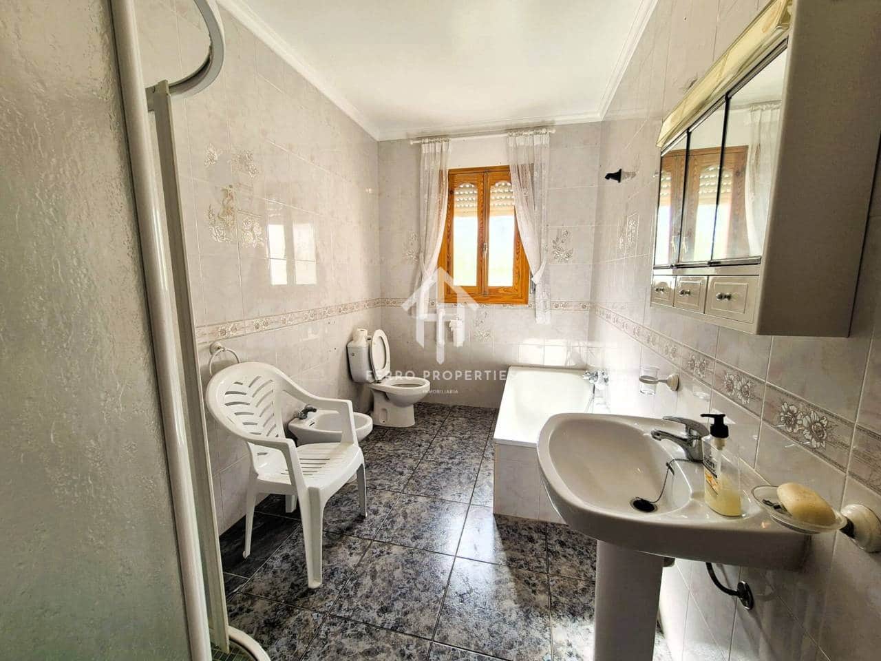 2 soveværelse Bungalow til salg i Iznajar - € 135.000 (Ref: 9618870)